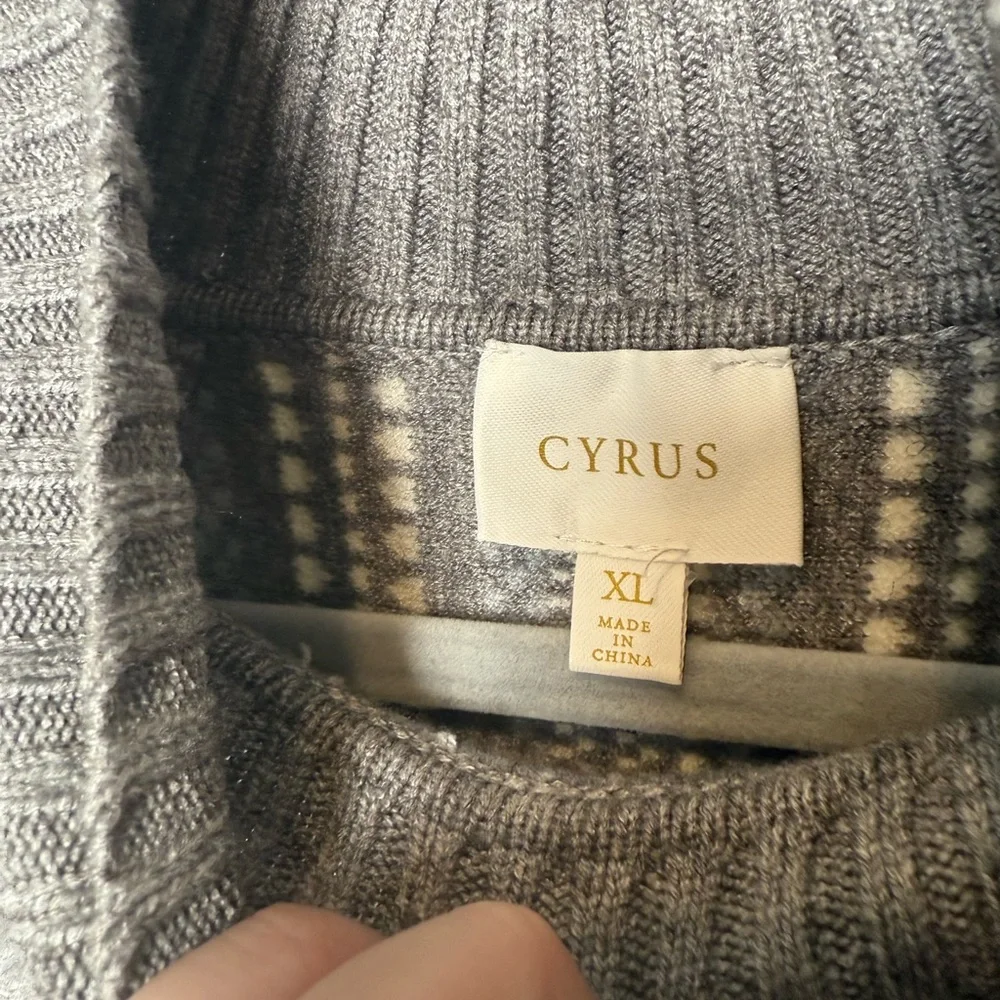 Cyrus sweater - Picture 3 of 4
